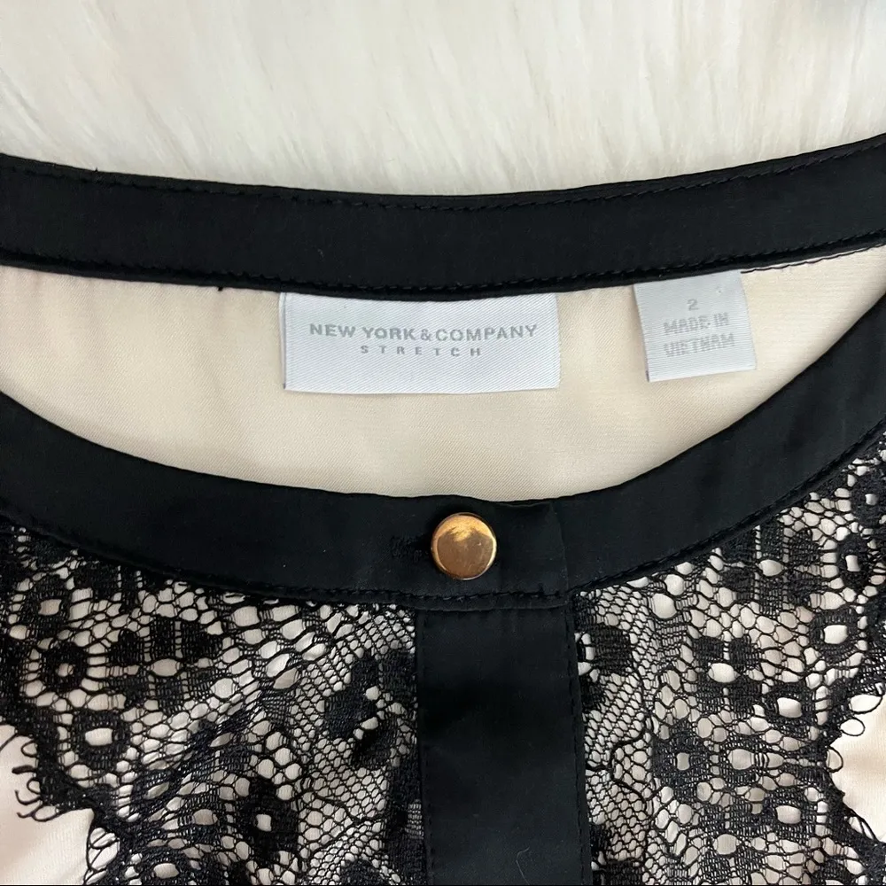 New York & Company Cream and black lace dress - Image 4