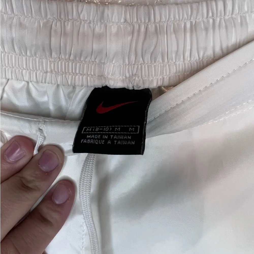 Nike Vintage Shorts Black Tag Size Medium - Image 4