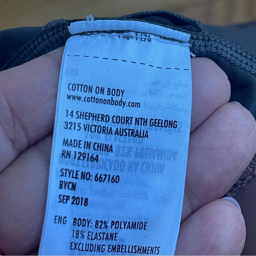 Cotton On Body Straight Up Longline Sports Bra - Graphite Grey & Golden Yellow M - Image 8