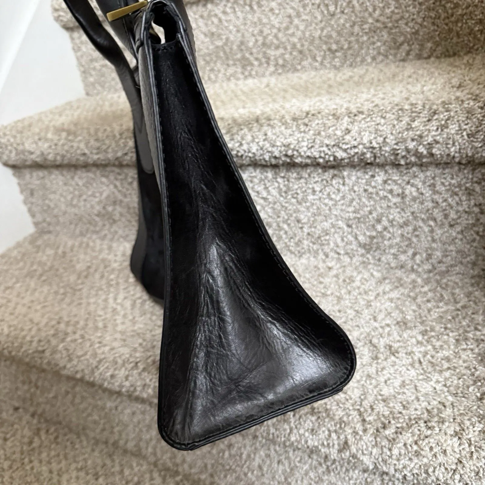 Vintage FOSSIL  Black Leather & Cowhide TOTE Bag Zipper Closure - Image 4