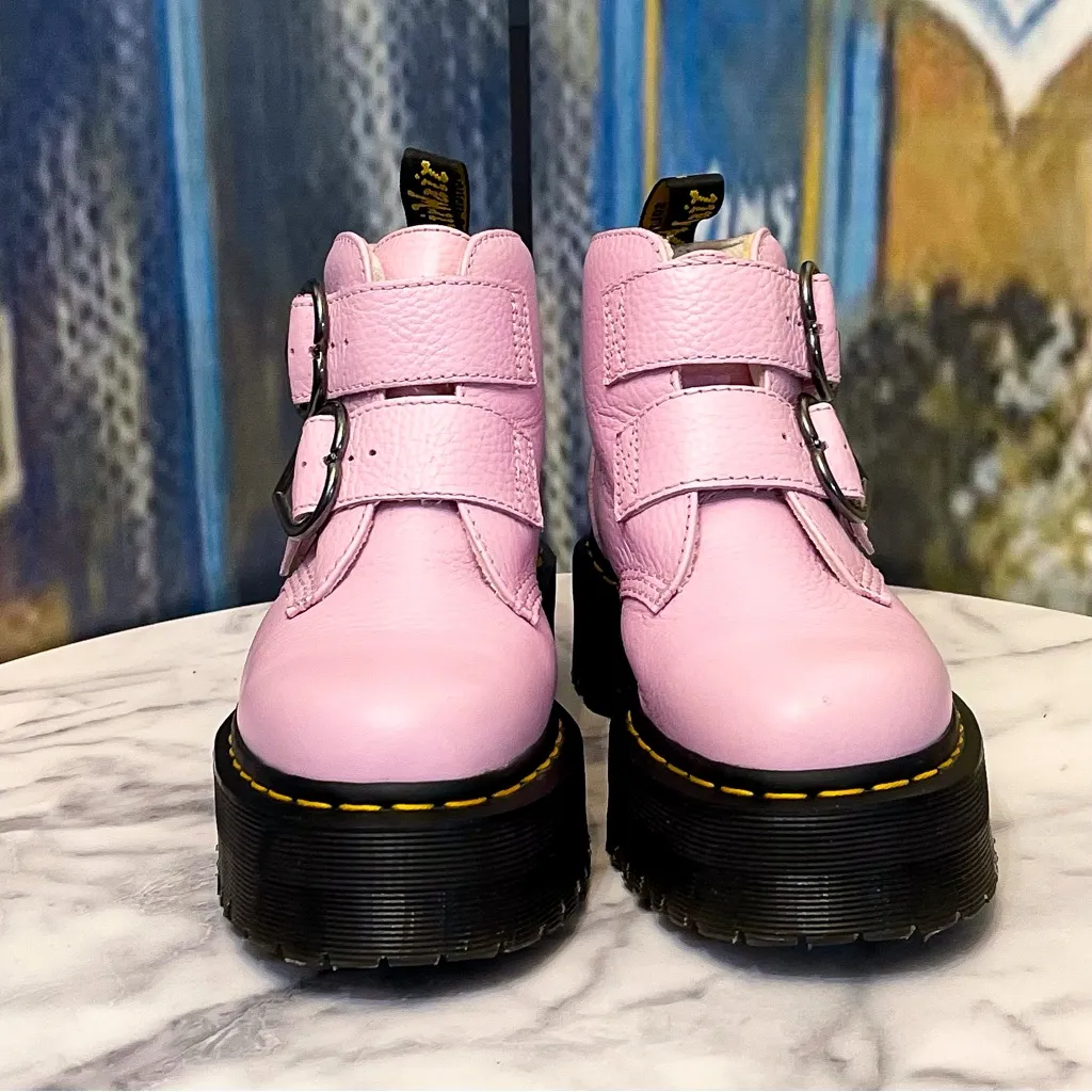 Dr. Martens Devon Heart Leather Platform Boots Buckle Pink Lavender 6 GUC - Image 3