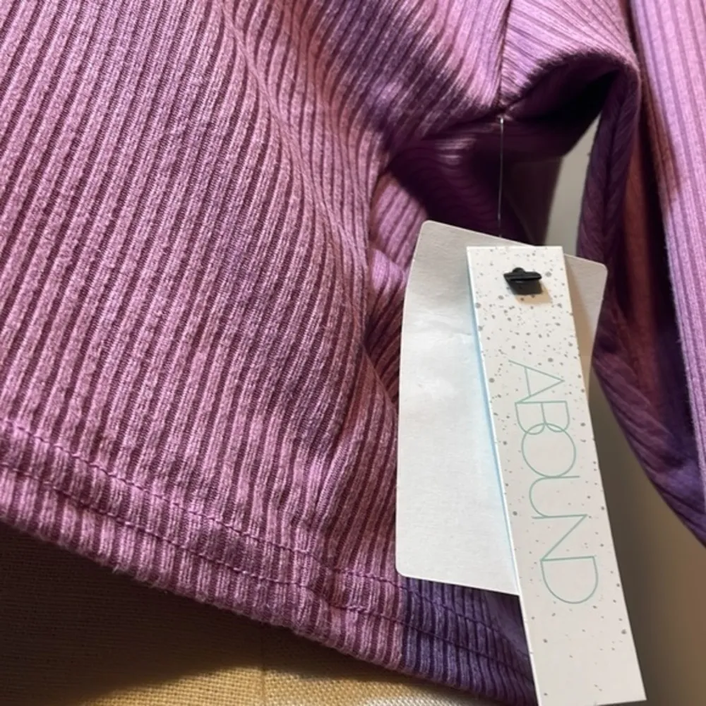 Abound Womens Cropped Rib Knit Long Sleeve Shirt In Purple Dust Sz small NWT - Image 5