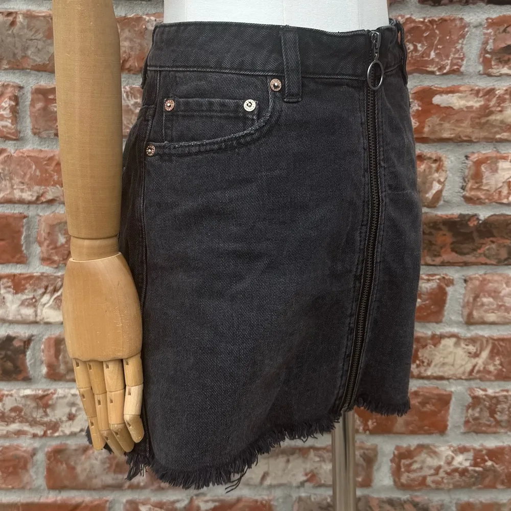 Free People We The Free Black Distressed Denim Skirt with Zipper / 26/4 / EUC - Image 3