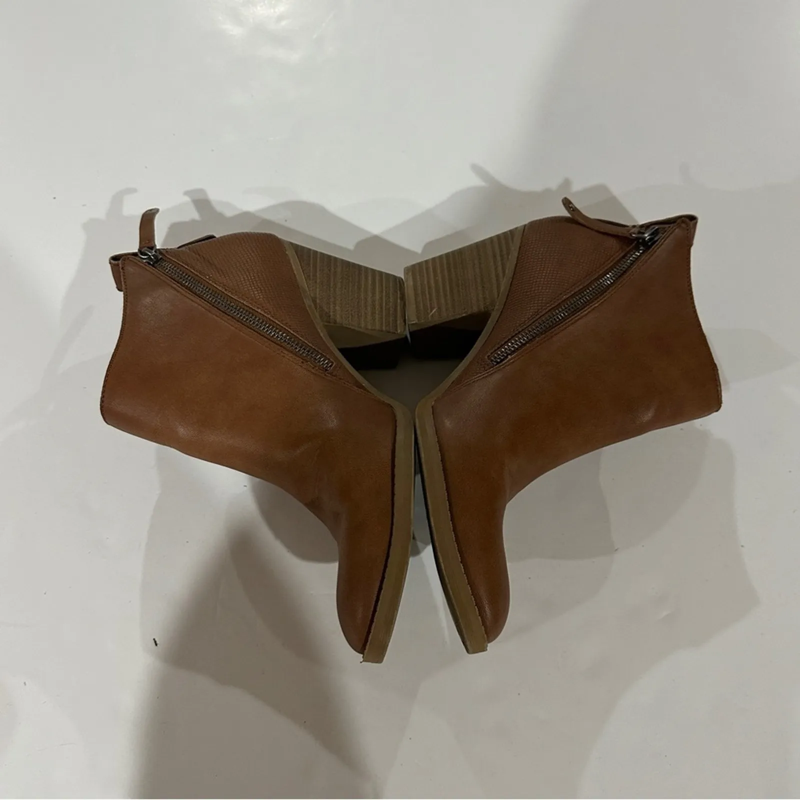 DV Dolce Vita‎ Brown Asymmetrical Zipper Heeled Booties Size 10 - Image 3