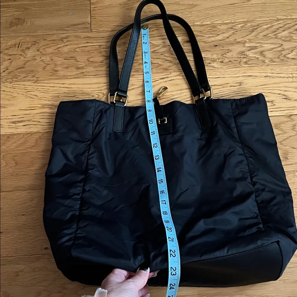 NWOT Marc By Marc Jacobs Reveritote Reversible Nylon Tote Bag Black on Black - Image 4