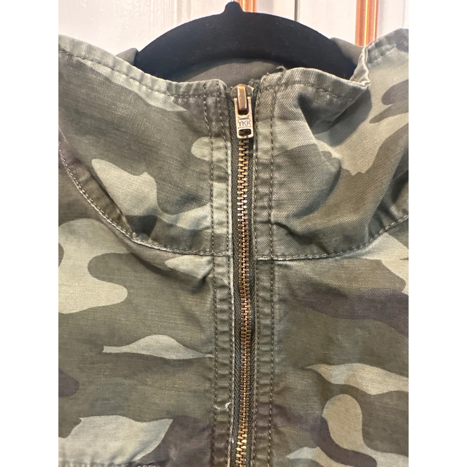 Gap Camo Utility Jacket Women Size Small Military cotton Field Zip Front Casual - Image 3