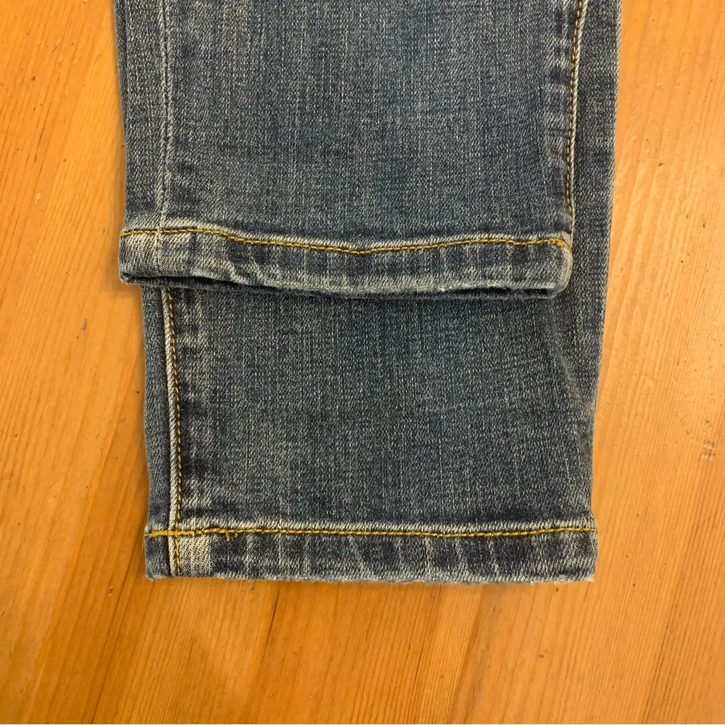 EUC CAbi Button Fly Skinny Distressed Jeans Style 5694 Size 8 - Image 11