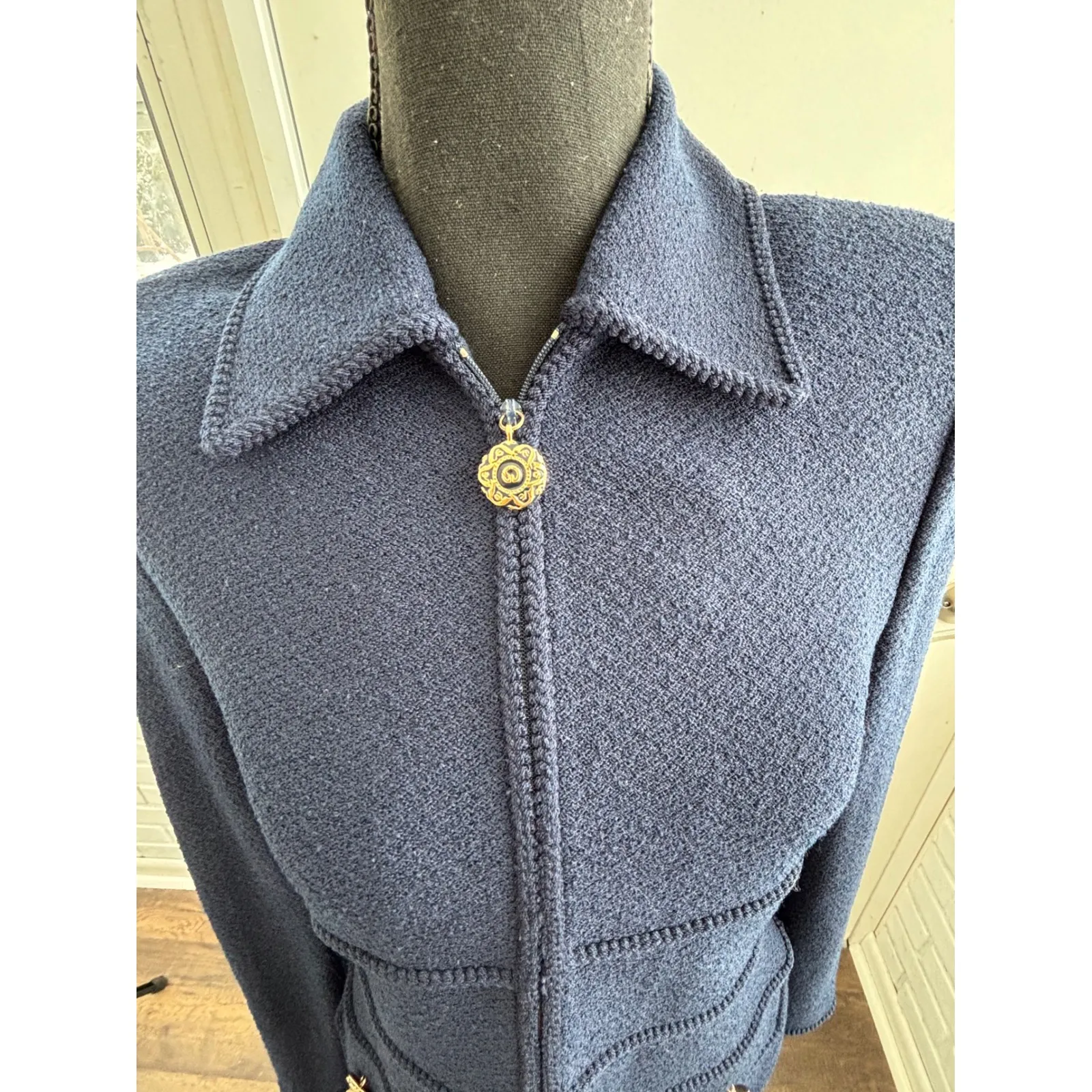 St John Collection Santana Knit Jacket Blazer 2 Golden Buttons Couture layered - Image 2