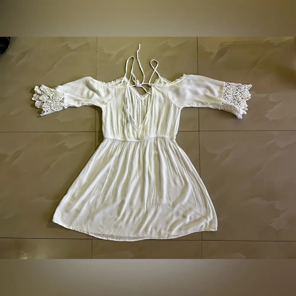 TopShop white cover or dress  Short Sleeves embroidered Dress M viscoses - Image 16