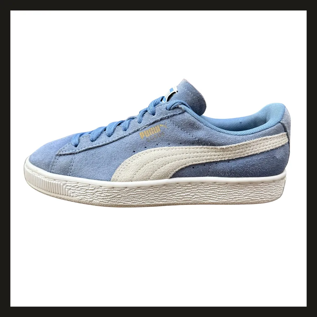 PUMA Suede Classic Blue Cream Low Top Sneakers Womens Size 6 | Art 355462-64 EUC - Image 4