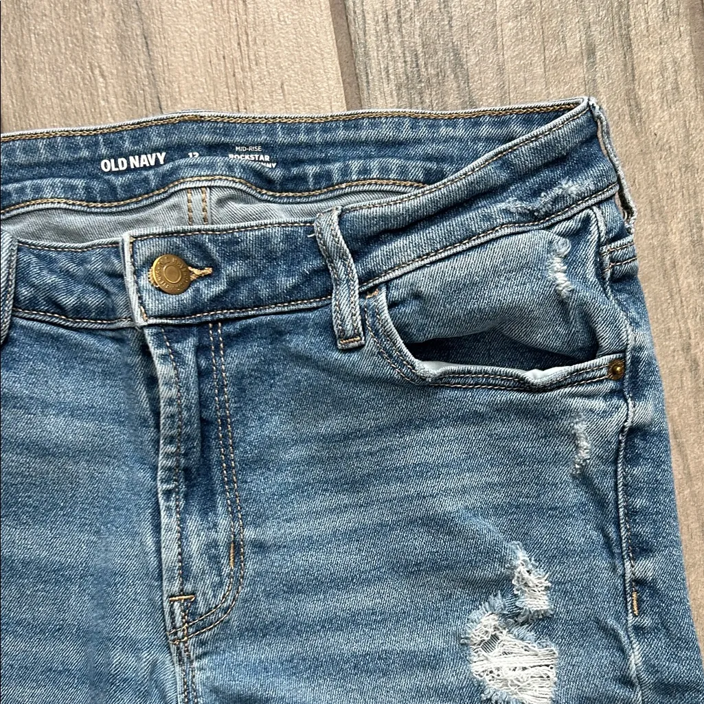 Old Navy Light Blue Distressed Skinny Jeans - Image 3