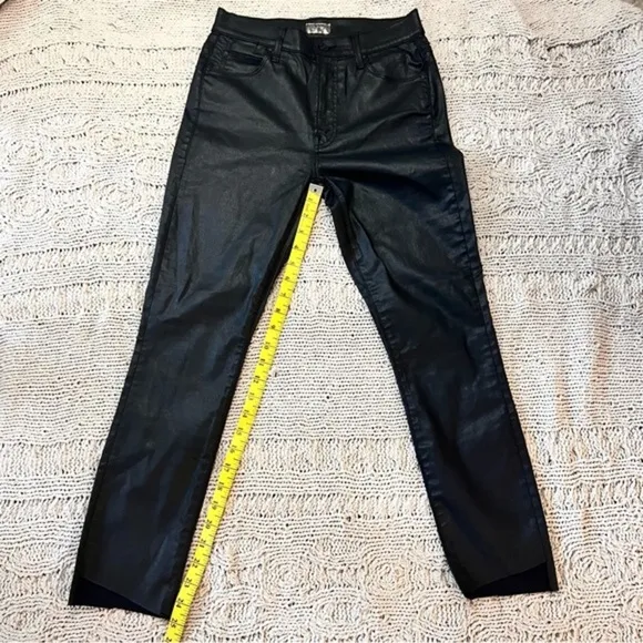 MOTHER Stunner Zip‎ Ankle Step Fray Jeans If you think I'm sexy 25 Glossy Black - Image 3