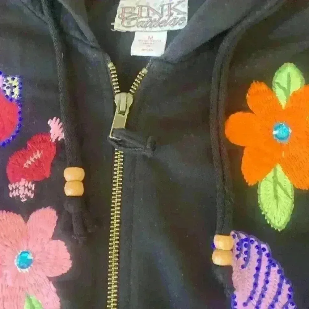 Embroidered Birds Floral Artisanal Zip Up Hoodie size Medium Black - Image 9