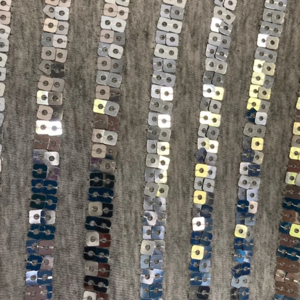 Sweet Claire sequin top - Image 4