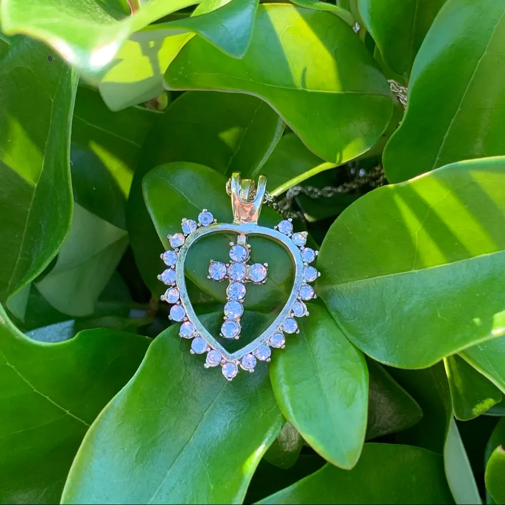 Vintage Gold Rhinestone Religious Faith Cross Necklace Heart - Image 2