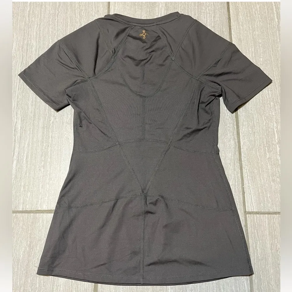 Tommie Copper Shirt Women’s Size Medium Shoulder Centric Support | Gray - Image 3