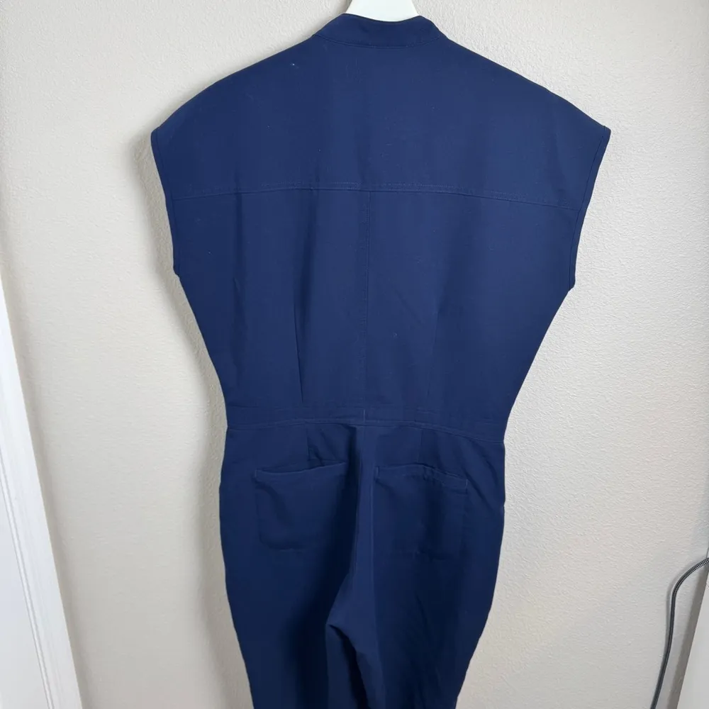 FIGS  Blue Jogger Scrub Jumpsuit size Medium - Image 12