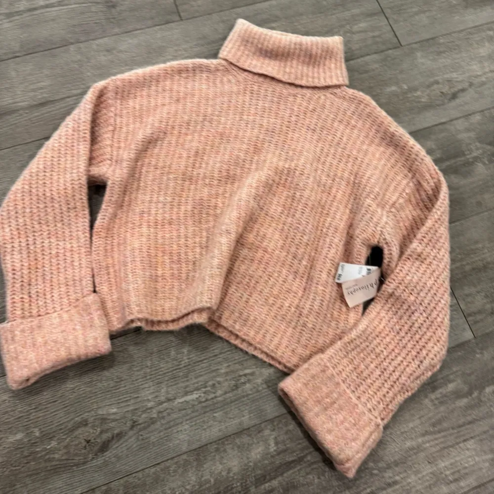 PHILOSOPHY Cozy Pink Turtleneck Sweater🌻 - Image 4