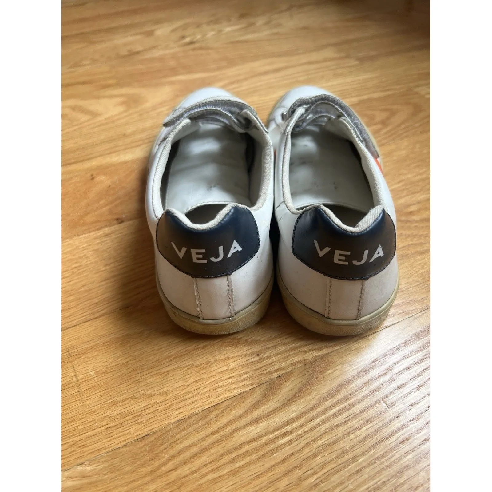 Veja Women's Recife Sneakers in White with Blue and Orange Size 7 - Image 2