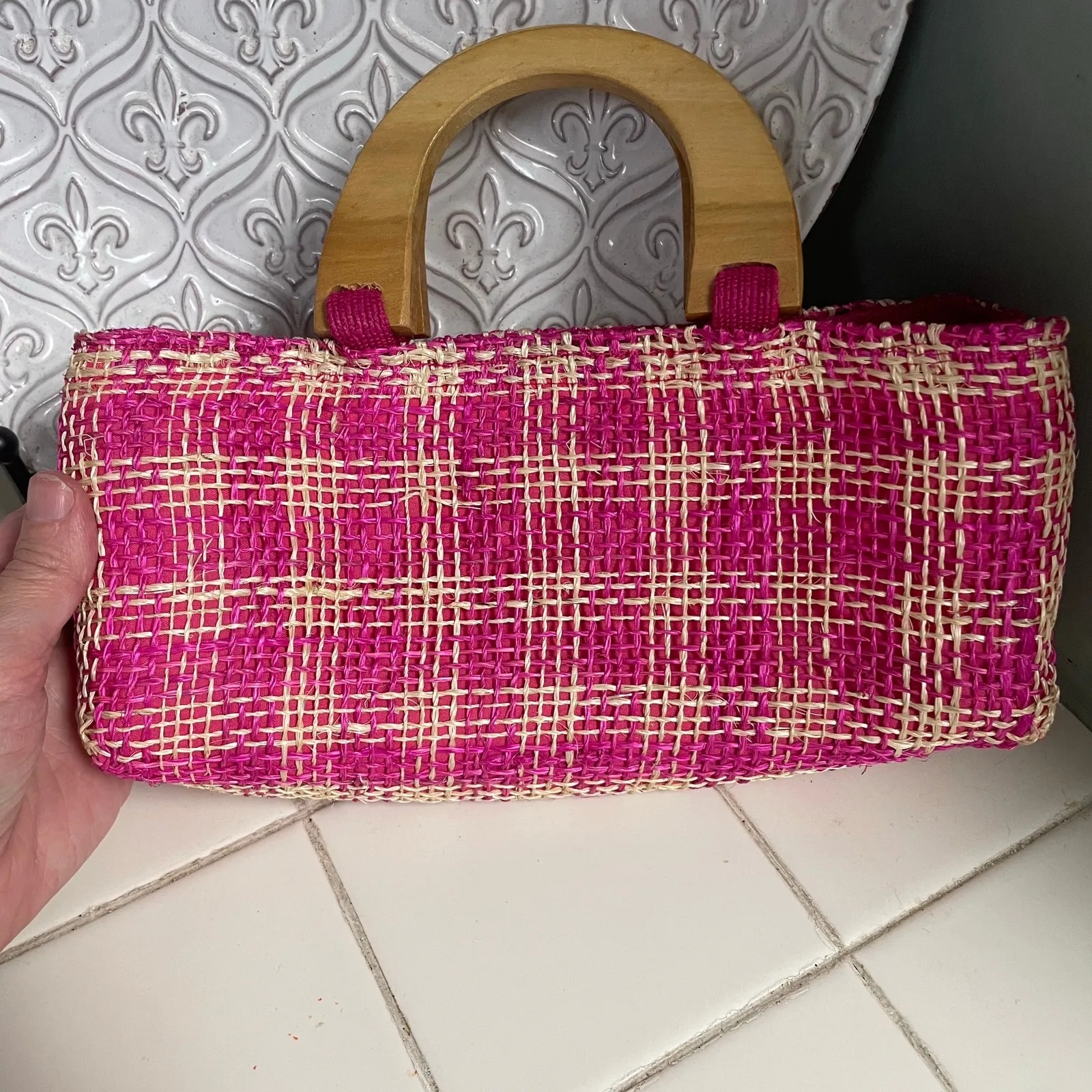 VTG Y2K Pink Woven Bag Wood Handle Clueless Coquette 90s Vibe - Image 2