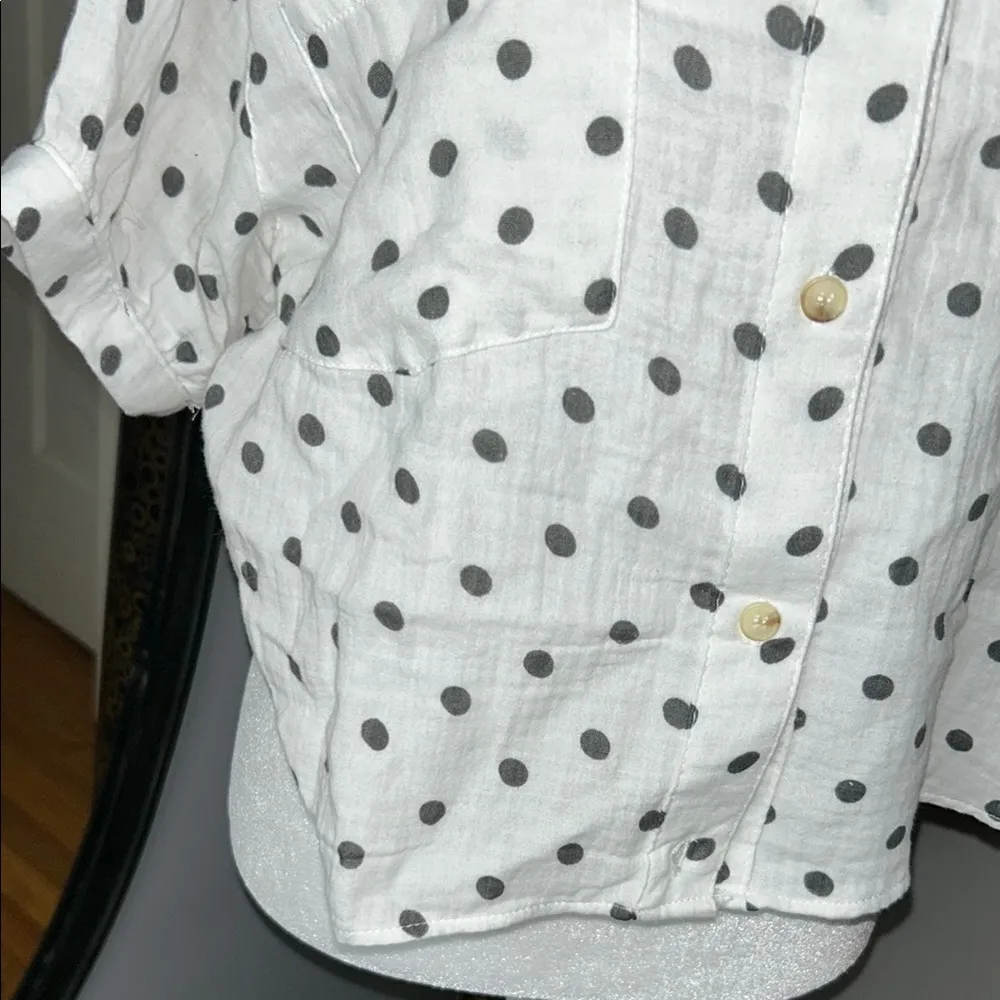 Lovenote Cream Boxy Button Down Shirt with Notched Collar White Size M - Image 3