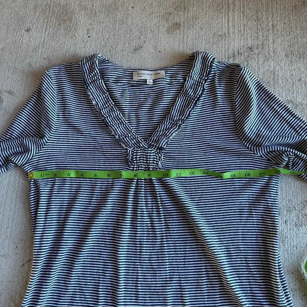 Jones New York Black and White Striped Long Sleeve Top - Image 3