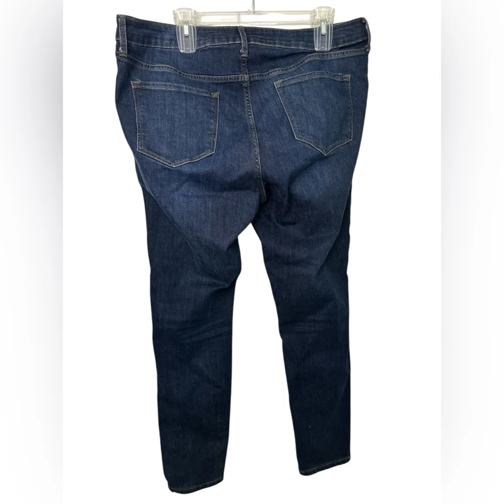 Old Navy Mid Rise Medium Wash Denim Jeans Blue Size 16 - Image 2