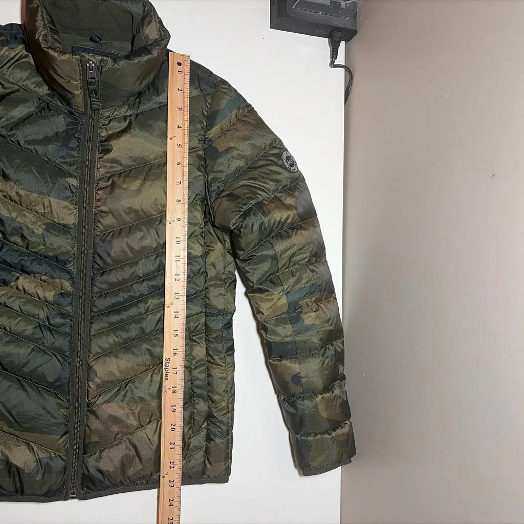 Abercrombie and Fitch Olive Green Camo Women's Puffer Down Nylon Jacket XS - Image 10