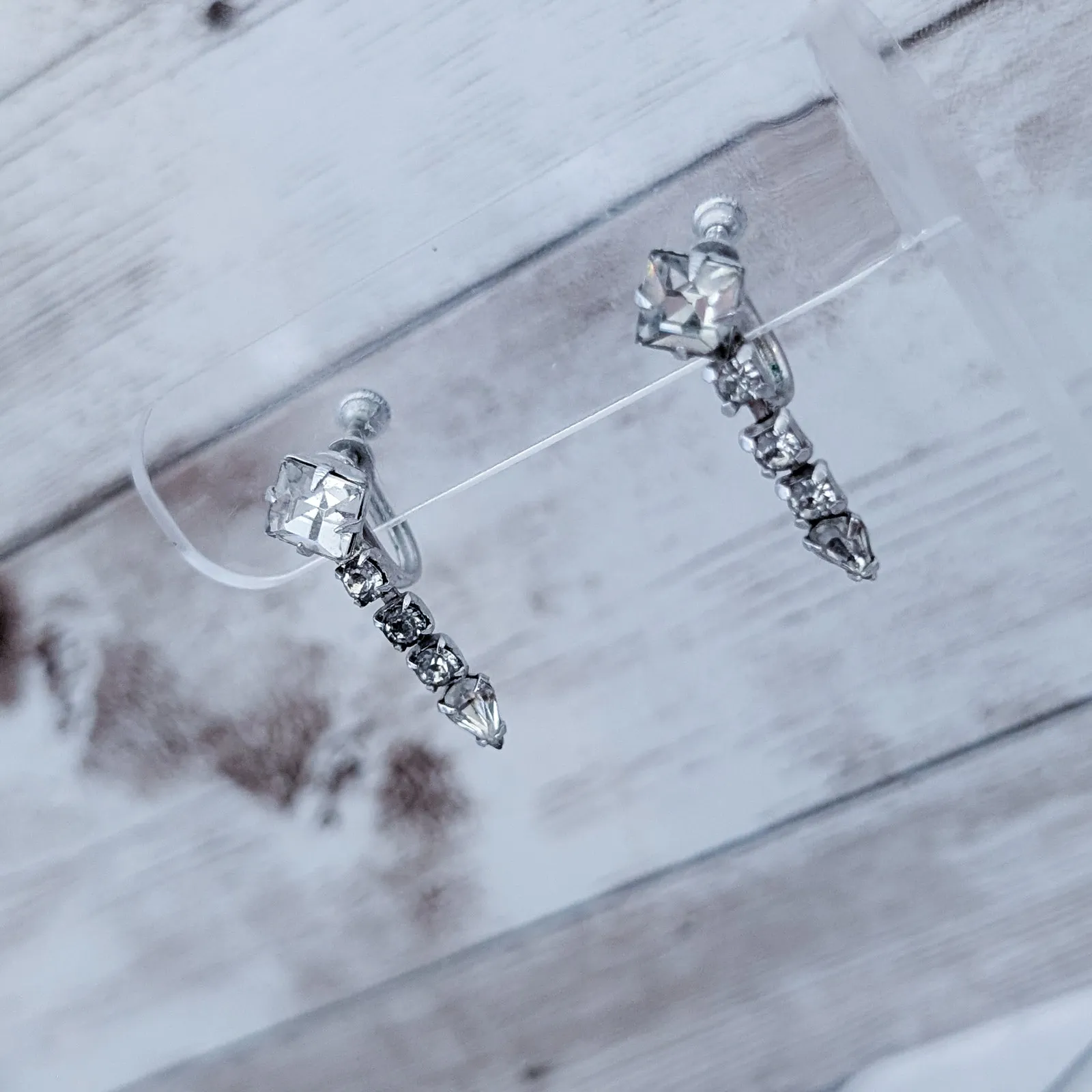 Vintage Screw Back Earrings Elegant Clear Gem Dangle Silver - Image 2