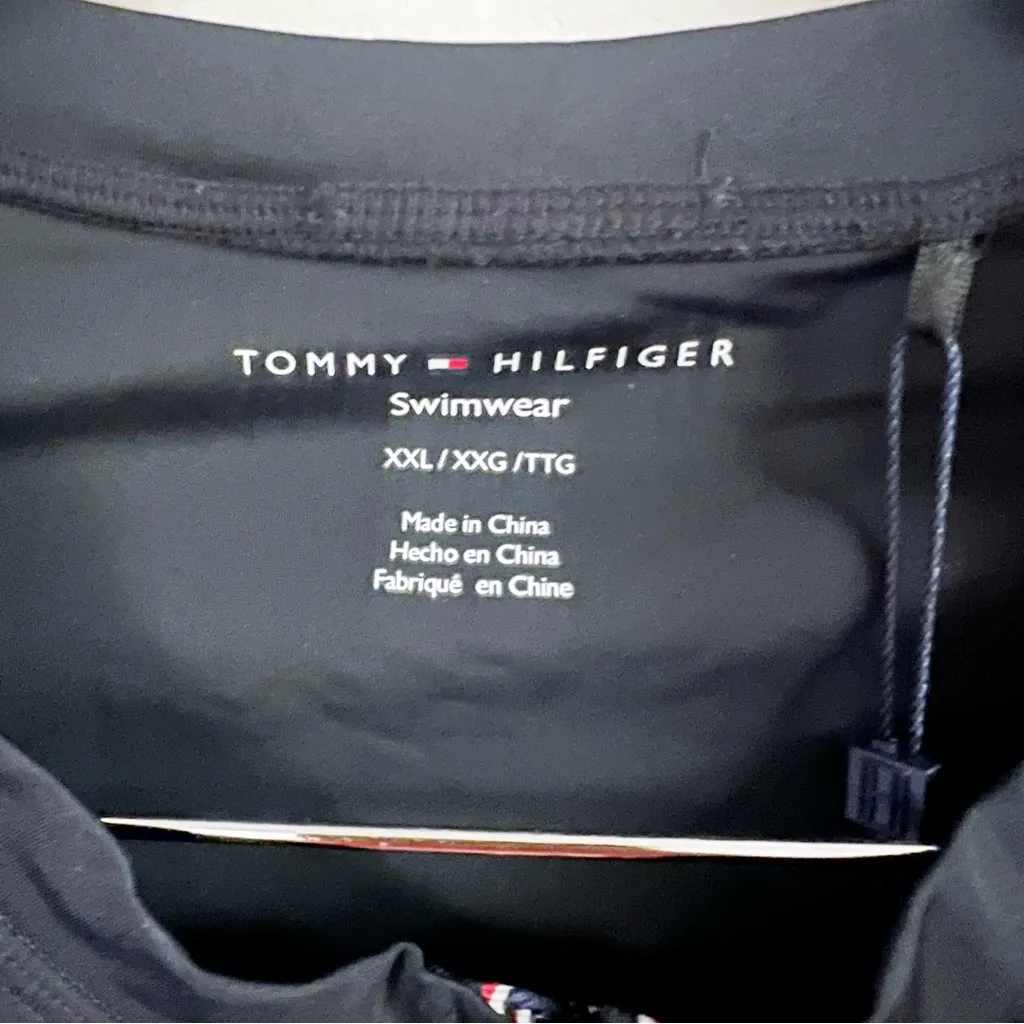 Tommy Hilfiger Black Full Zip Front Rashguard Top Long Sleeves NEW Size XXL - Image 4