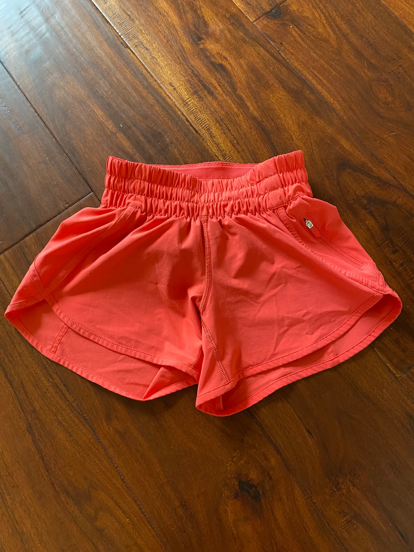 Lululemon Tracker Shorts - Image 4