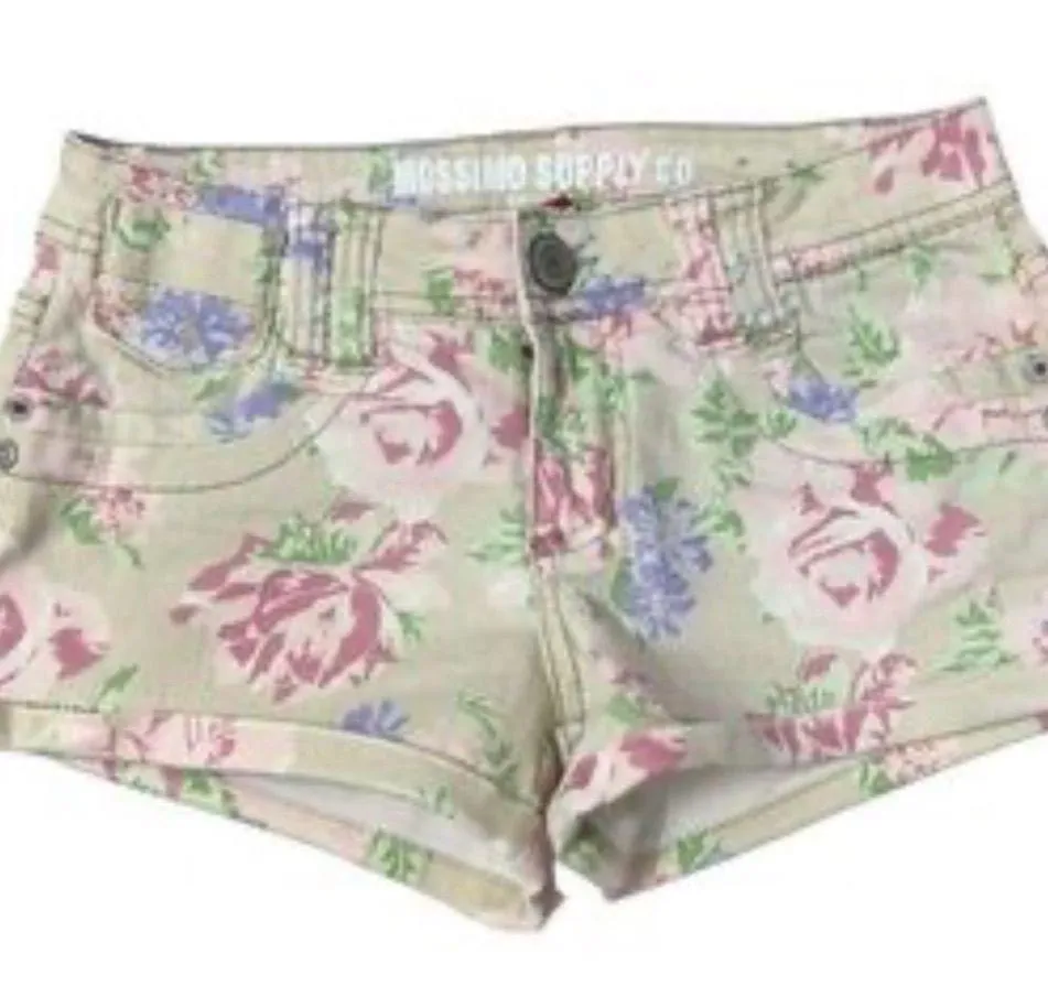 Mossimo Supply Co. Floral Print Khaki 5
Pocket Shorts - Image 2