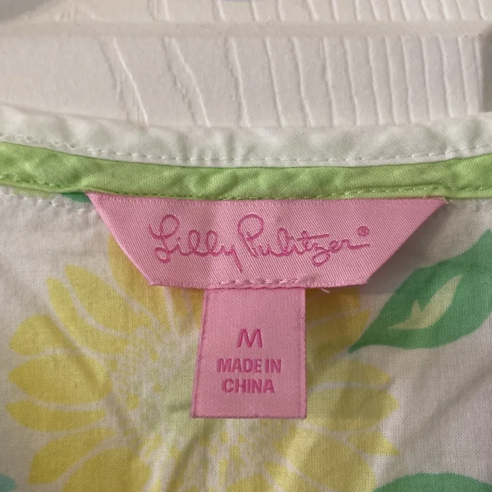 Lilly Pulitzer Dress size M excellent condition length 34”bust 36” - Image 3