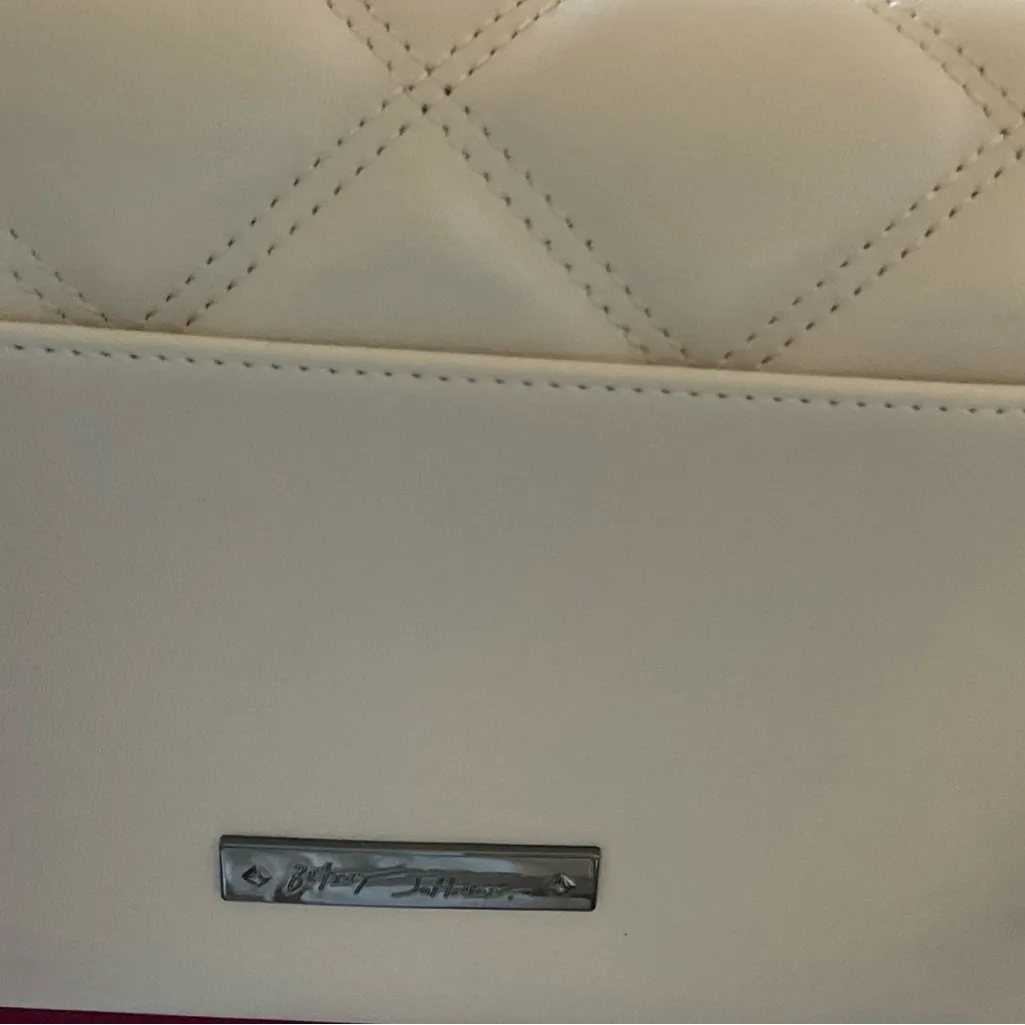 Betsey Johnson Cream Crossbody Bag with Multicolor Gummy Bear Accents, 8x5x2 - Image 5