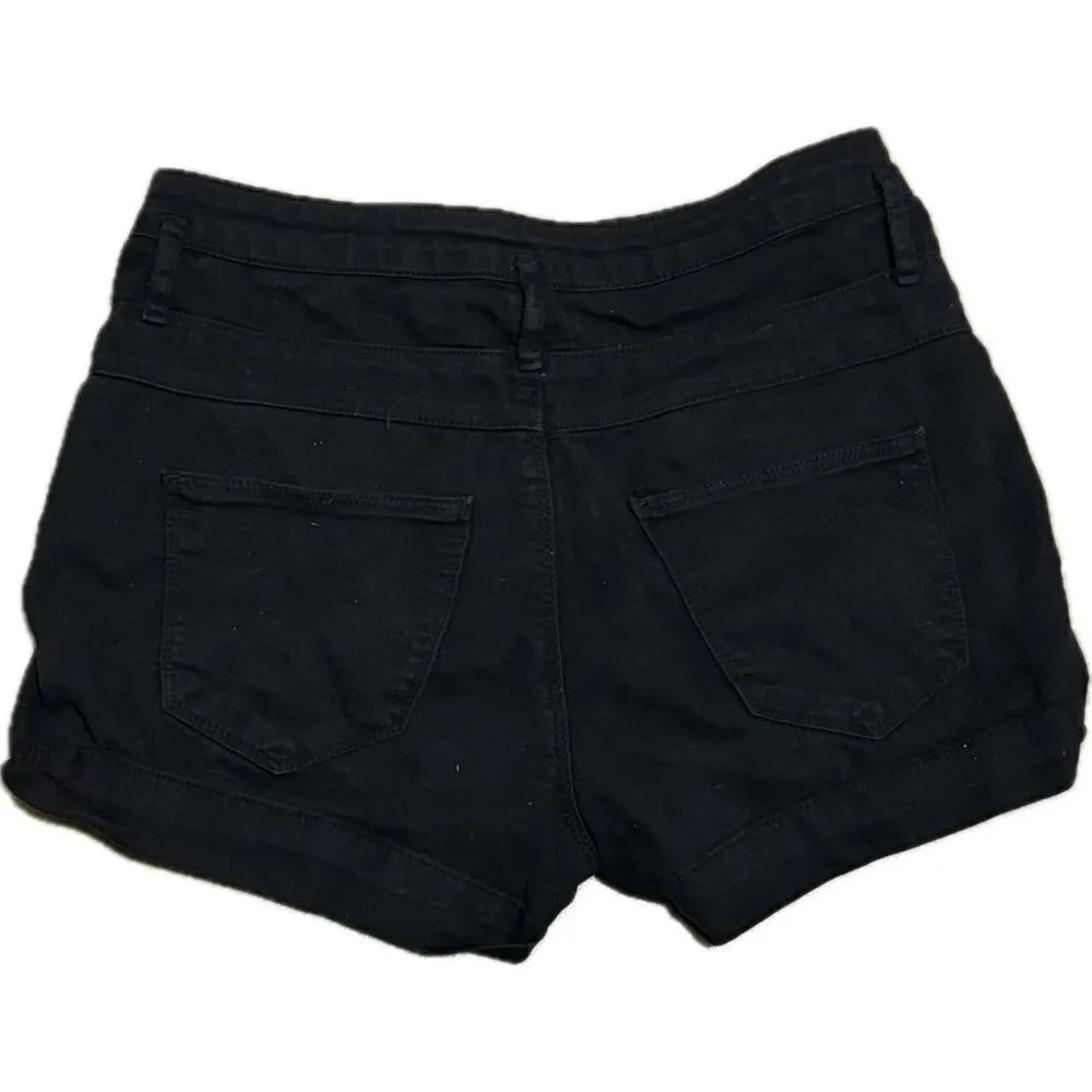 Refuge  women’s size‎ 6 shorts with button fly - Image 2
