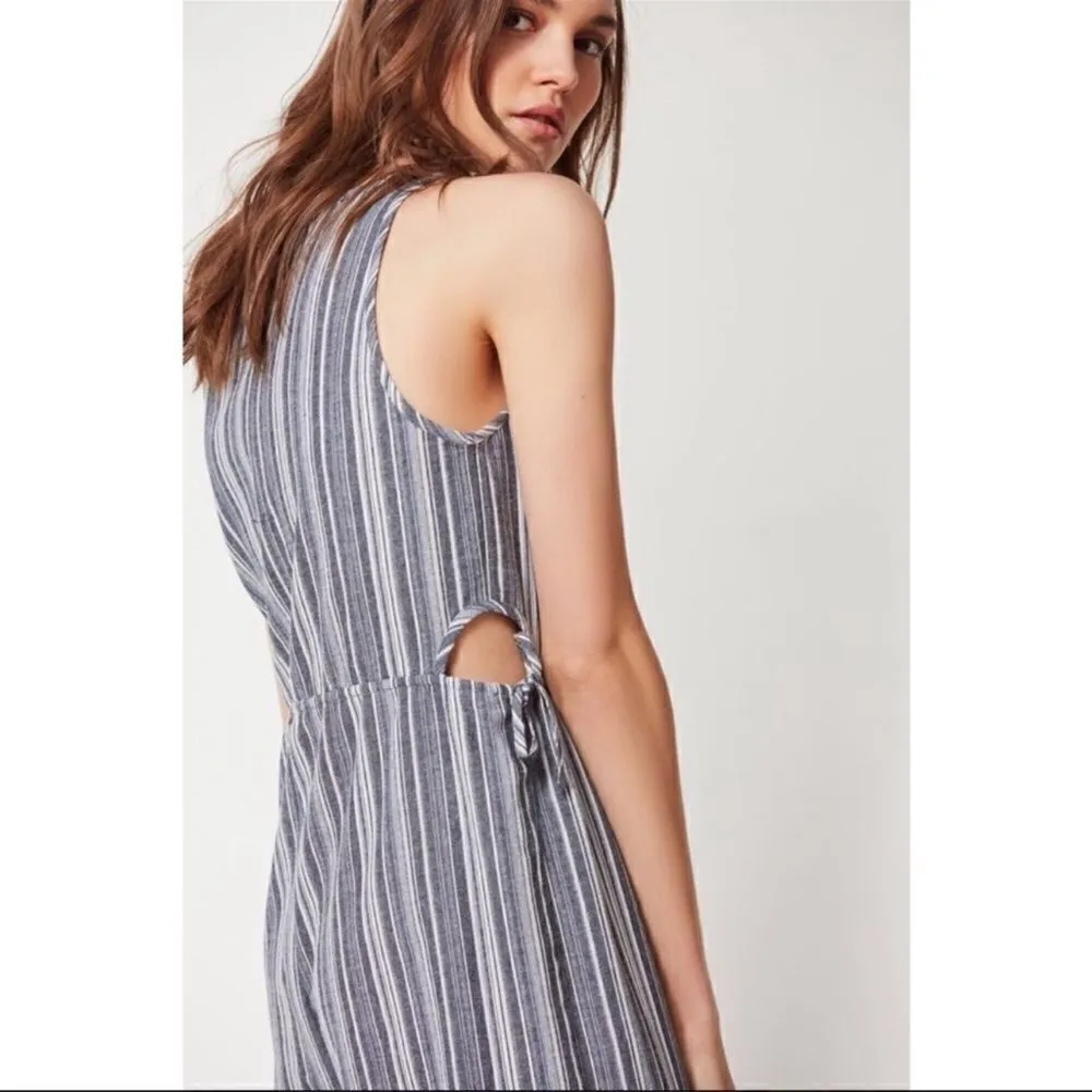 Lucca Couture Urban Outfitters Kendall Striped Cropped Jumpsuit Romper Small - Image 3