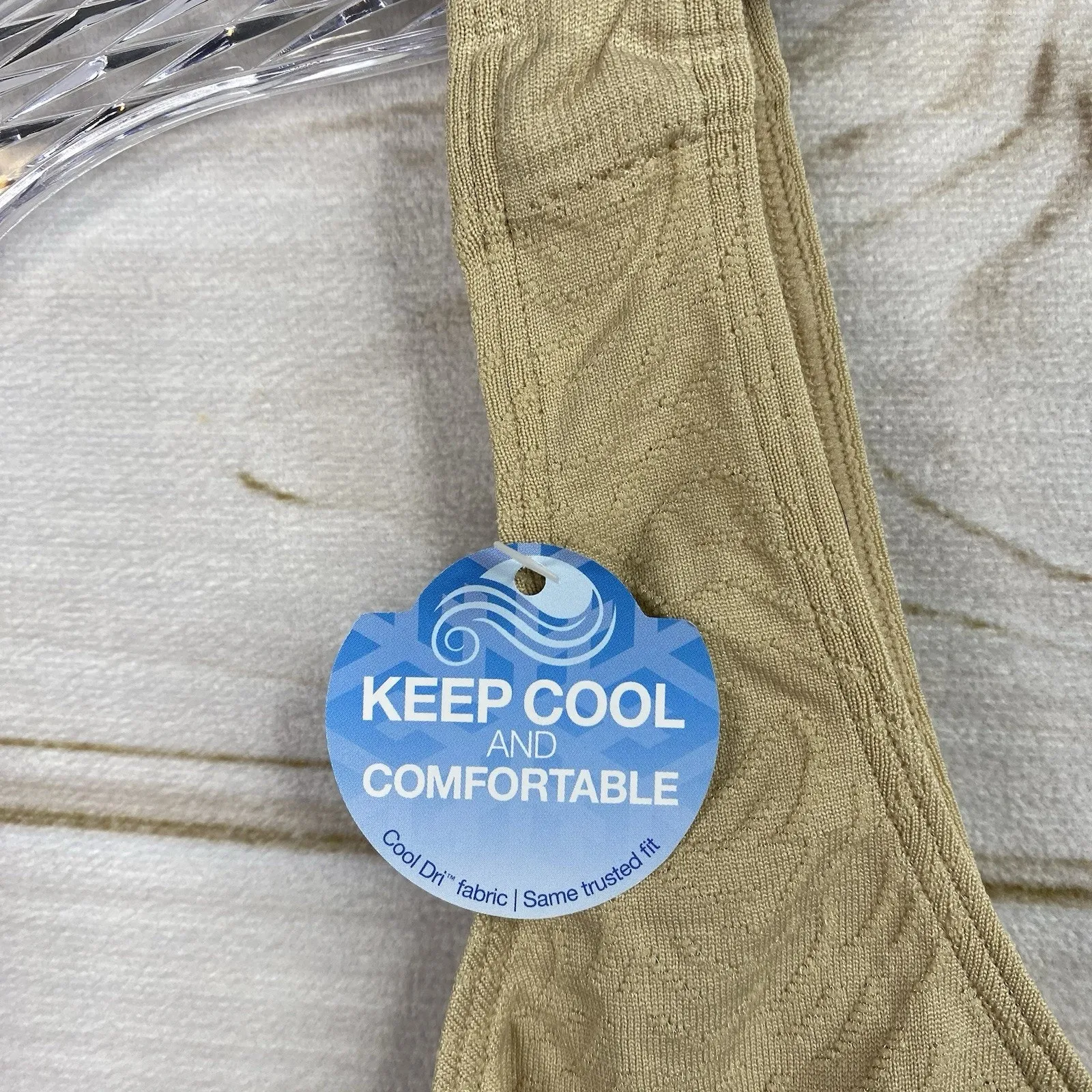 Bali Comfort Revolution Womens Full Coverage Bra Crop Top Nude Size L NWT - Image 7