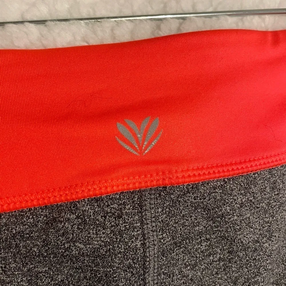 Forever 21 Active Leggings Charcoal Gray Medium - Image 3