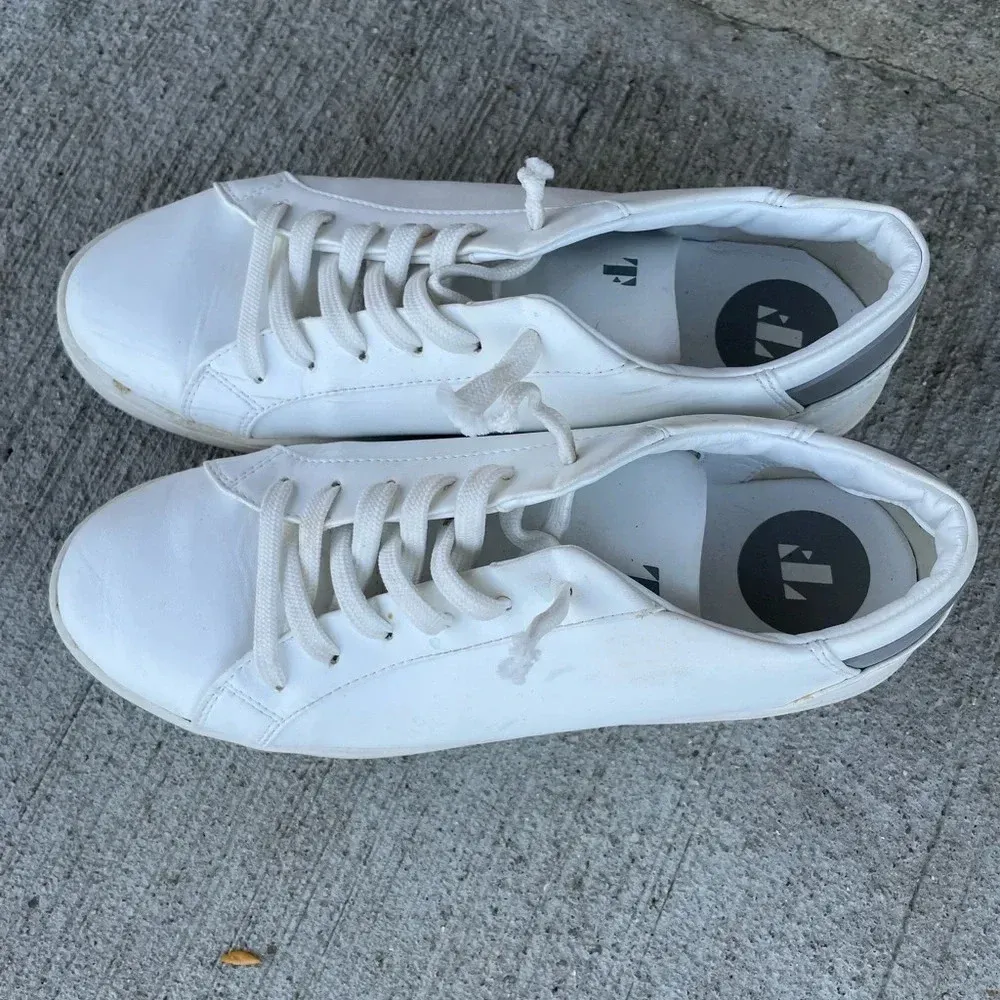 Thousands Fell White Leather Lace Up Sneakers Womens Size US 8 Gray - Image 2