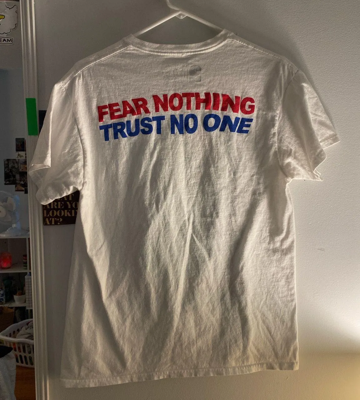 Skull Graphic Tee Size M - Image 2