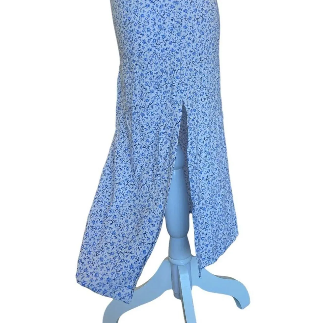 Brandy-melville Women's Blue and White Skirt - Image 3