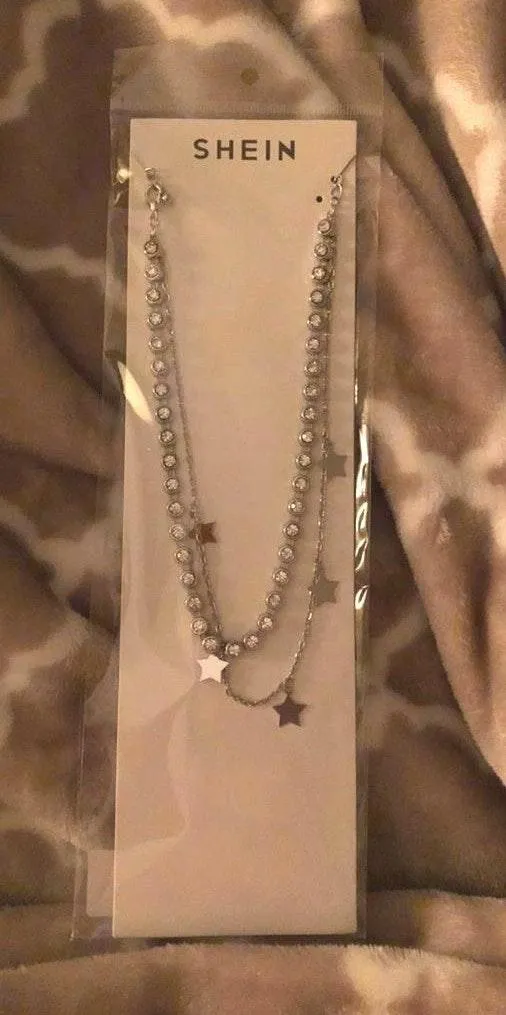 SheIn Silver star choker  - Image 4