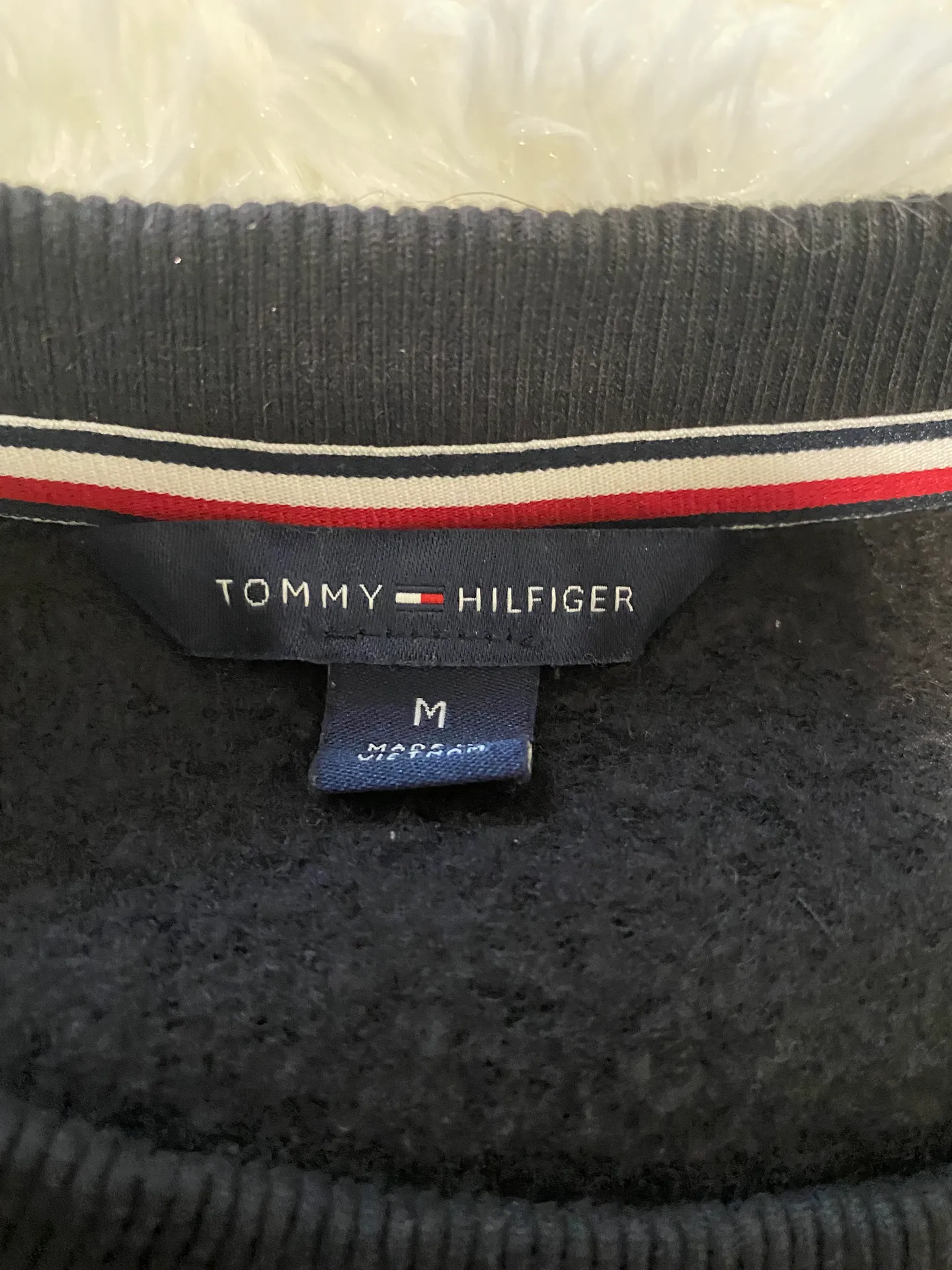 Tommy Hilfiger Sweatshirt - Image 2