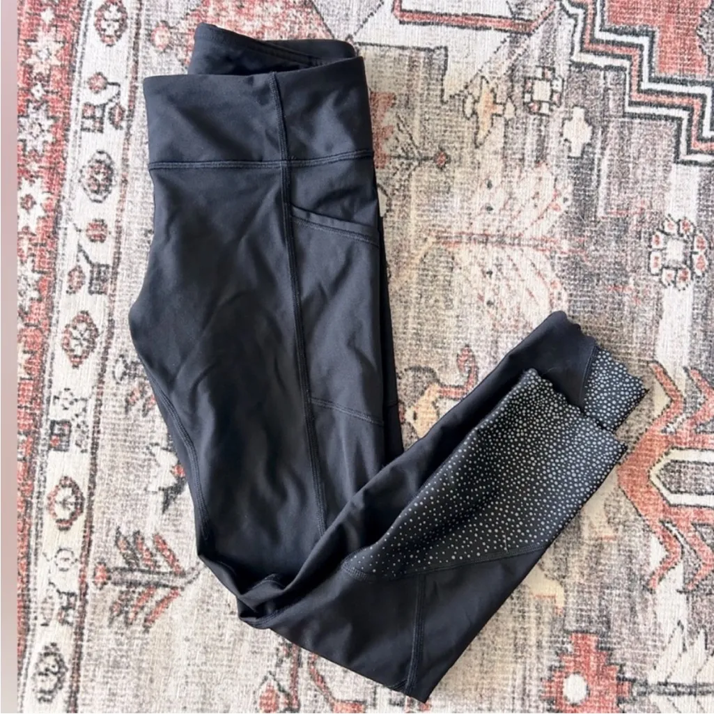 Lululemon Athletica Tight Stuff II Tight Reflective Black Scallop Leggings - Image 2