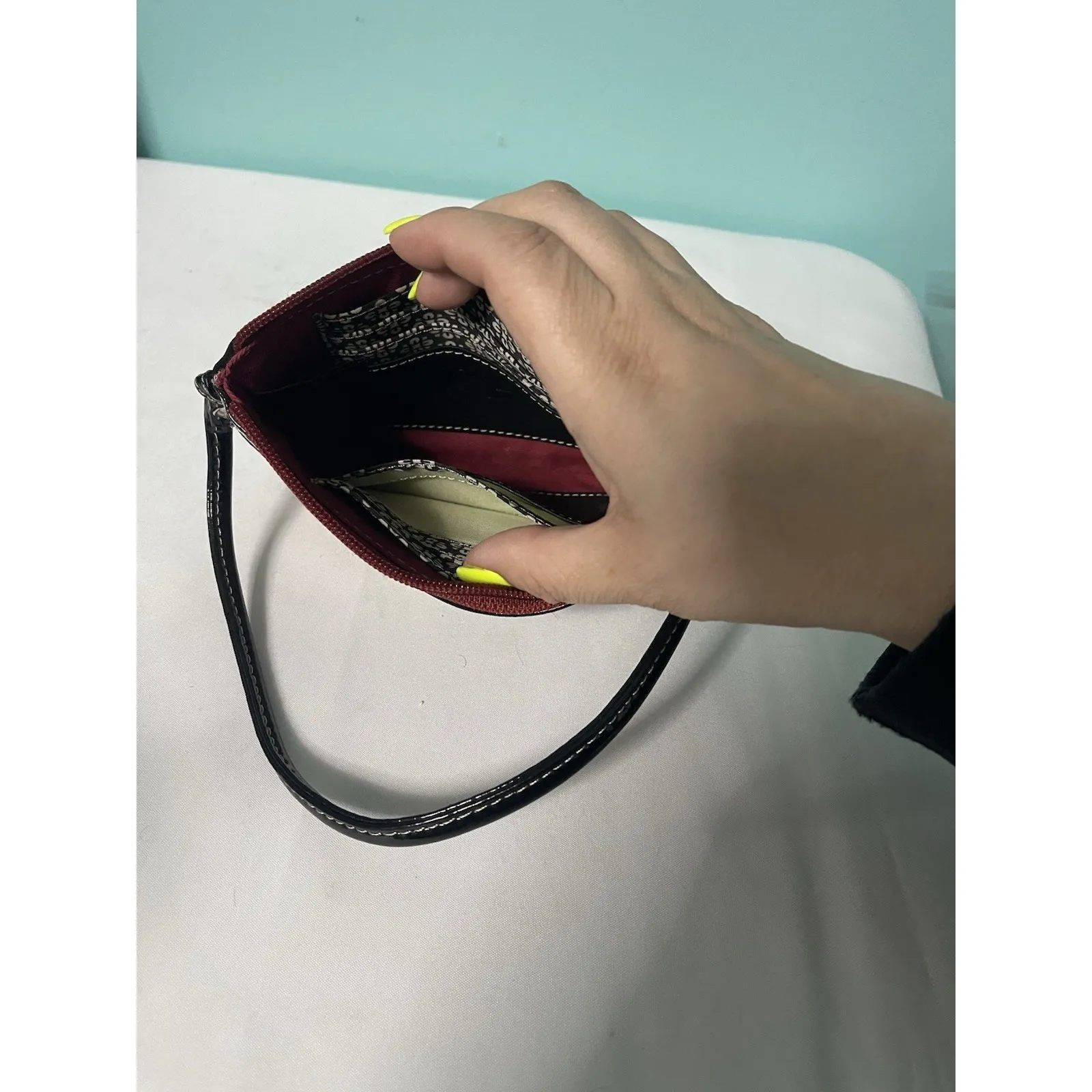 Fossil Key Per Wristlet Canvas Floral‎ Purse - Image 6