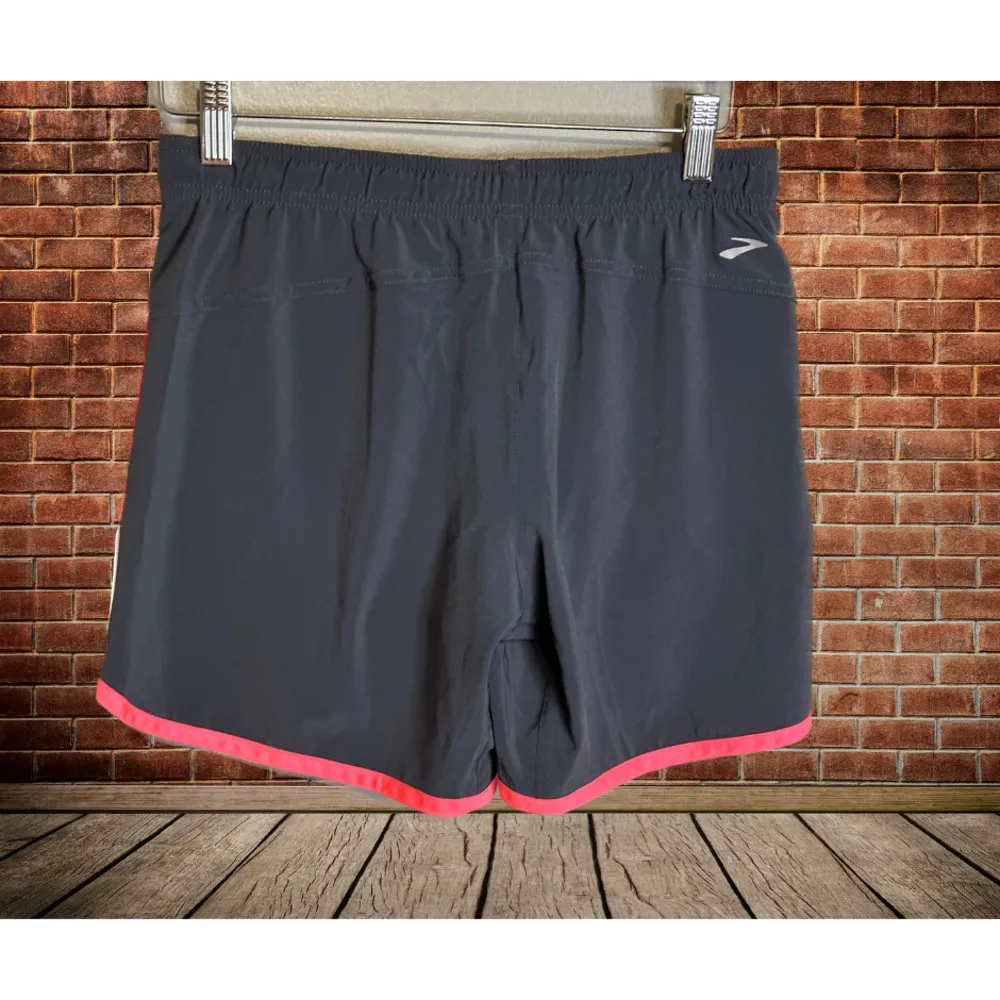 BROOKS for Women running‎ shorts - Size XS - Image 2