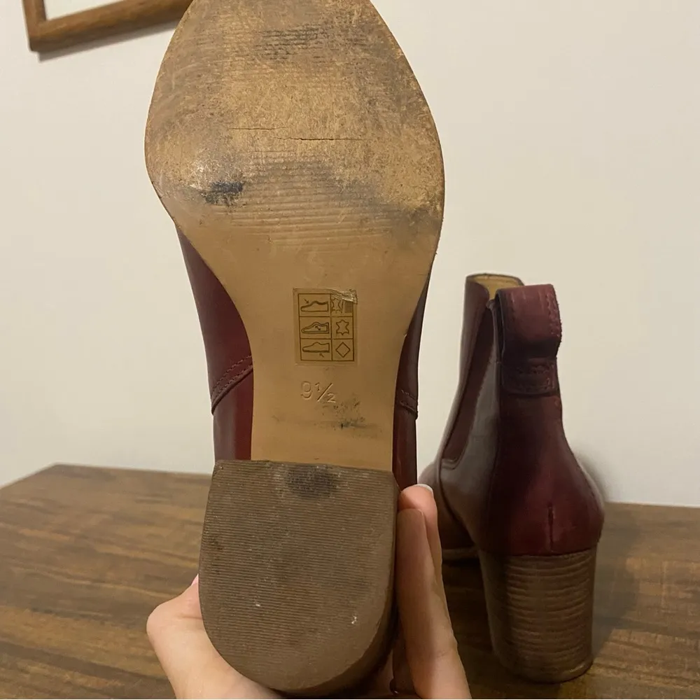 Madewell Dark Cherry Leather Booties size 9.5 - Image 4