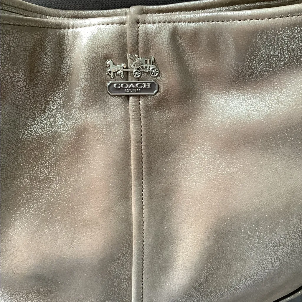 Authentic DRESSY COACH shoulder bag 🔥🔥 - Image 3