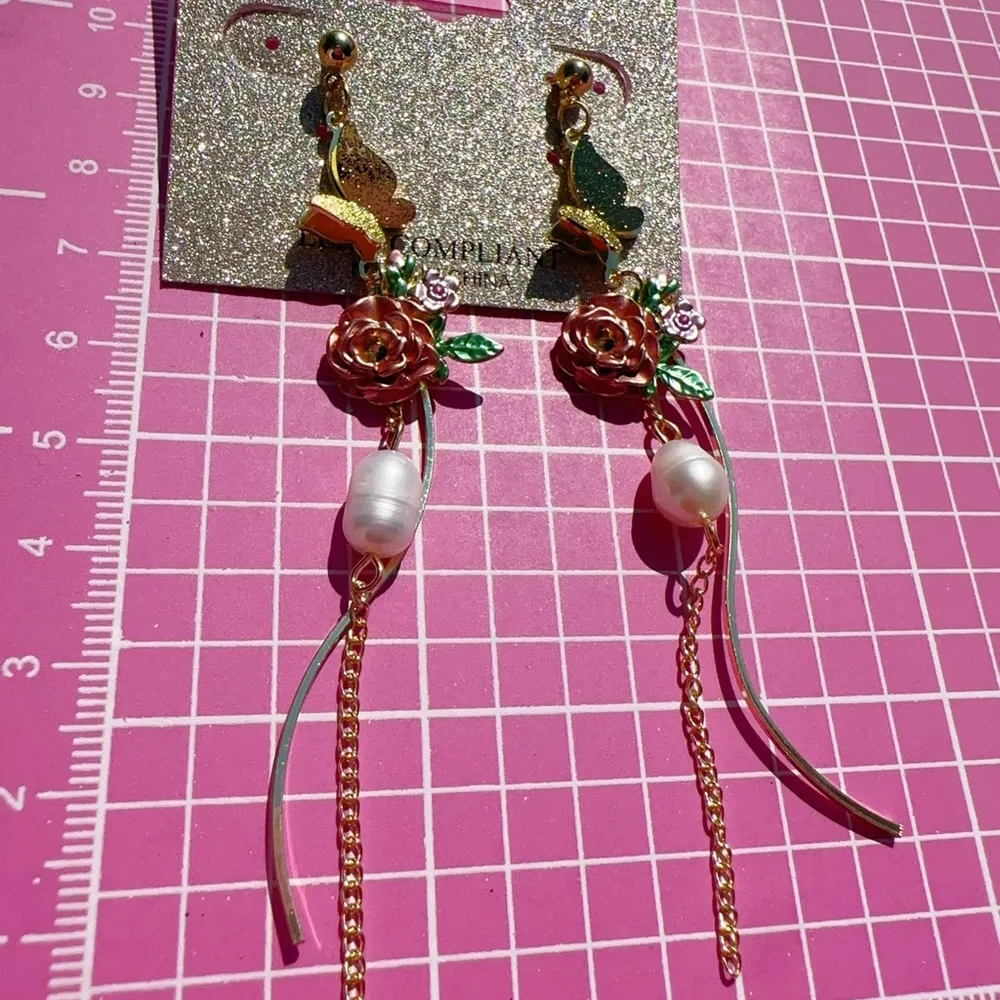 Natasha gold tone butterfly flowers pearls drops earrings tassels Pink - Image 3