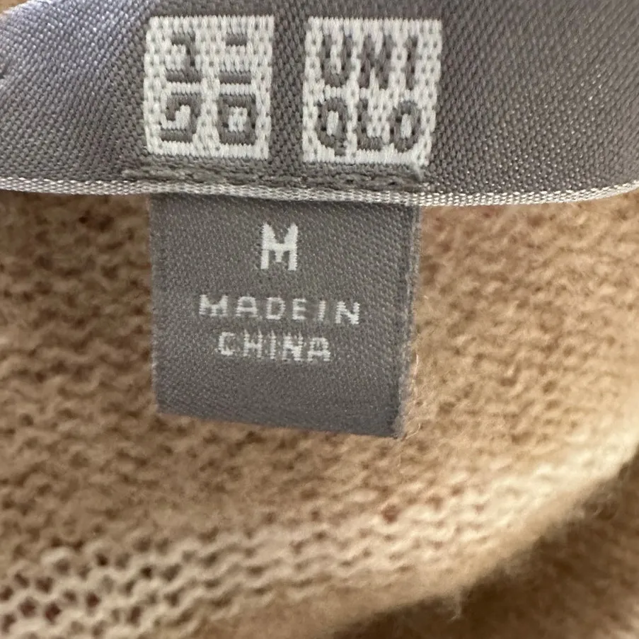 𝅺UNIQLO cashmere striped rolled hem long sleeve sweater - Image 7